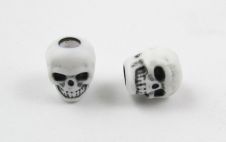 Skull bead / Antique White